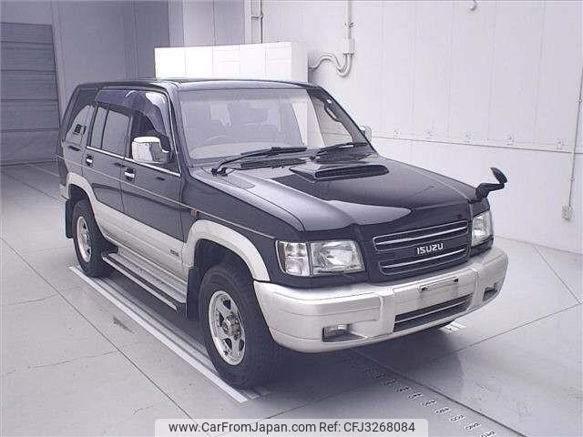 Isuzu Bighorn 1999
