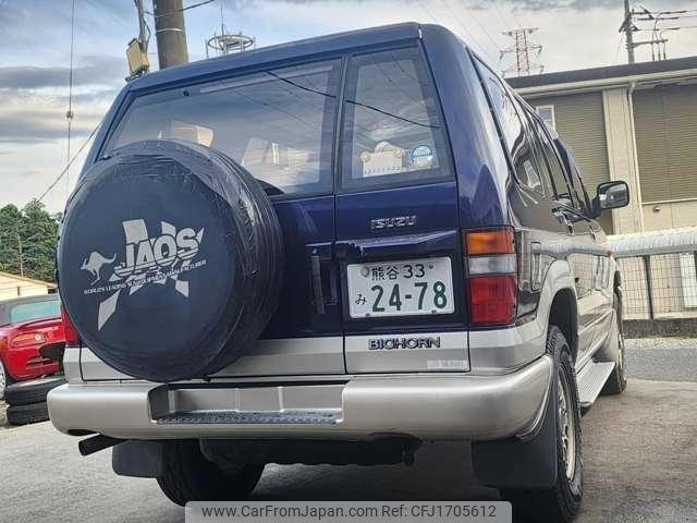 Isuzu Bighorn 1998 thumbnail 7