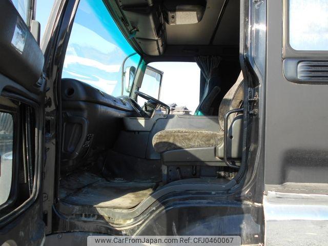Isuzu Giga 1999 thumbnail 11
