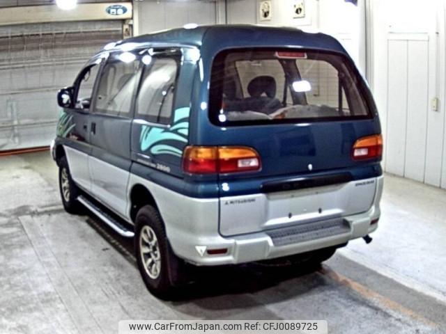 Mitsubishi Delica Spacegear 1996 thumbnail 2