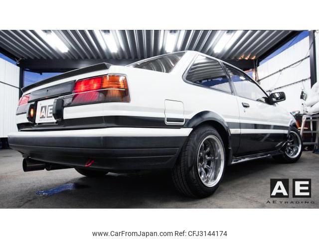 Toyota Corolla Levin 1986 thumbnail 2