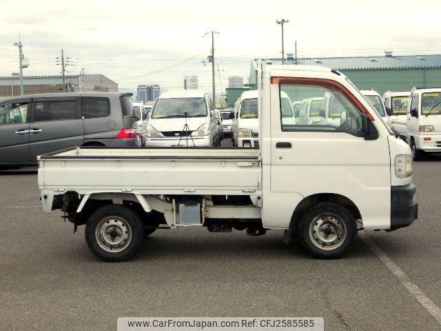 Daihatsu Hijet Truck 1999 thumbnail 4