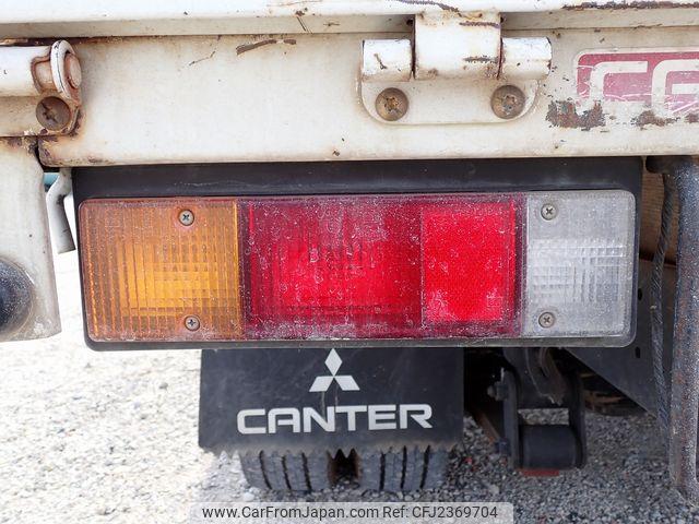 Mitsubishi Fuso Canter 2001 thumbnail 39