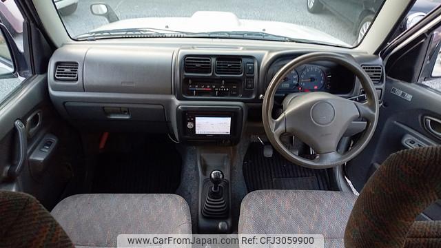 Suzuki Jimny 2000 thumbnail 23