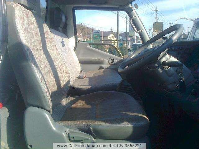 Mitsubishi Fuso Canter 1995 thumbnail 7