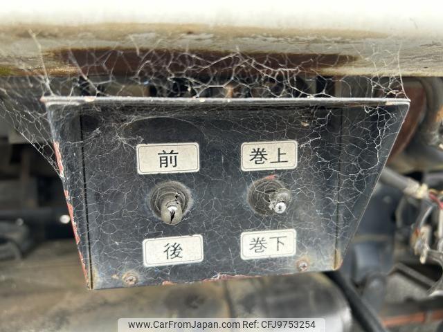 Mitsubishi Fuso Canter 1994 thumbnail 5