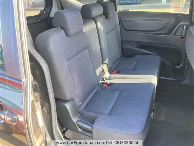 Toyota Sienta thumbnail 9