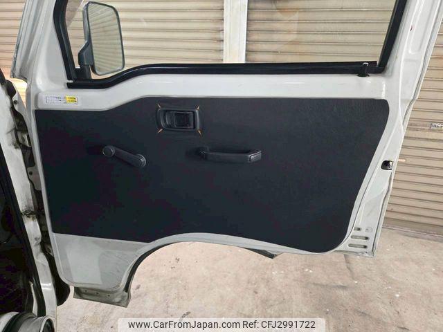 Daihatsu Hijet Truck 1999 thumbnail 37