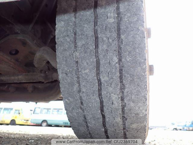 Mitsubishi Fuso Canter 2001 thumbnail 10