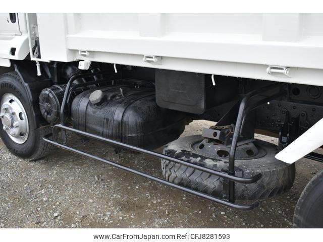 Mitsubishi Fuso Fighter 2000 thumbnail 32
