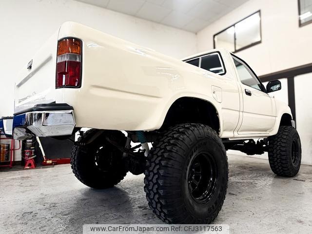 Toyota Hilux Pick Up 1990 thumbnail 16