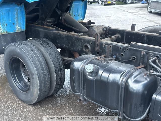 Isuzu Elf Truck 2001 thumbnail 17
