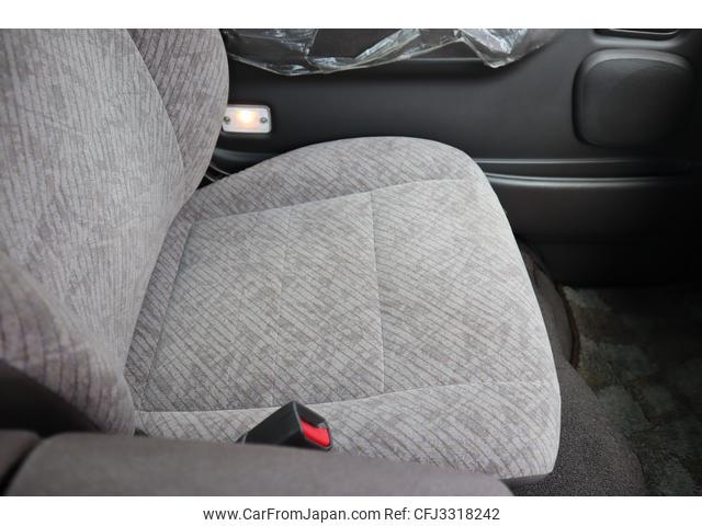 Toyota Hiace Wagon 1996 thumbnail 33