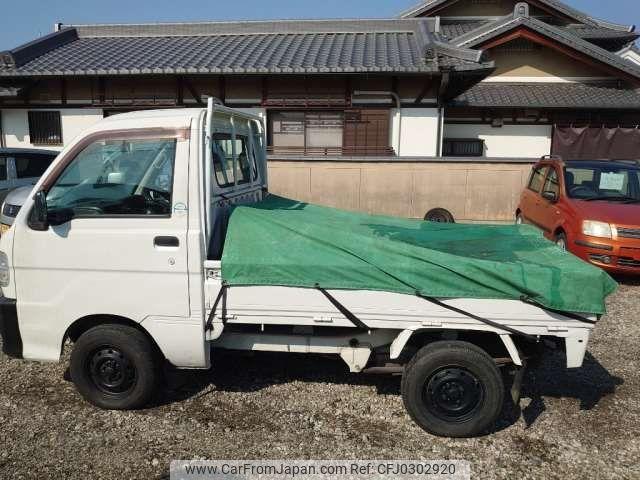 Daihatsu Hijet Truck 1999 thumbnail 5