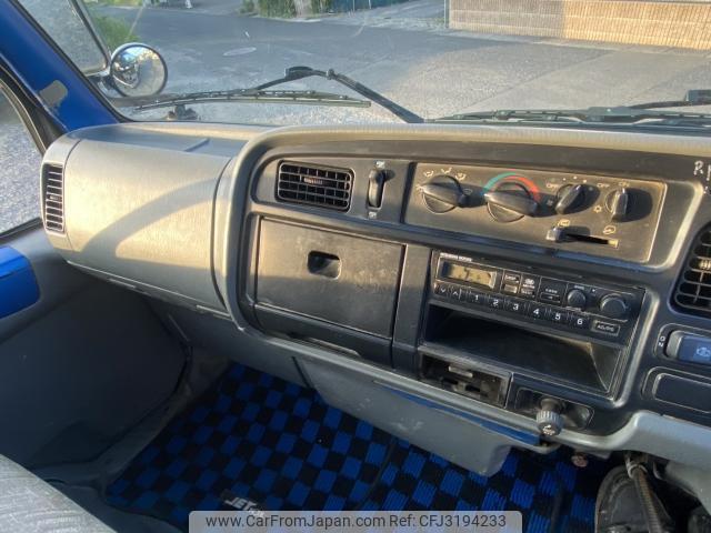 Mitsubishi Fuso Canter 2000 thumbnail 20