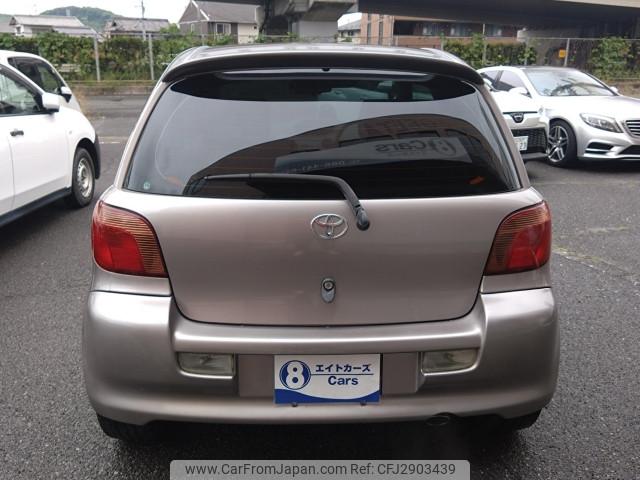 Toyota Vitz 2001 thumbnail 12