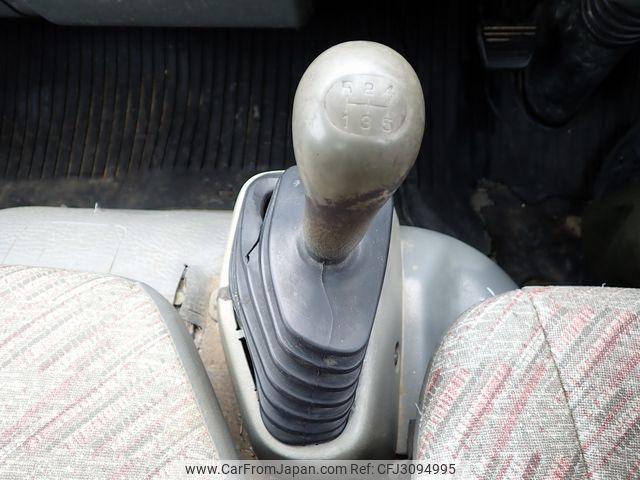 Mitsubishi Fuso Canter 1997 thumbnail 36
