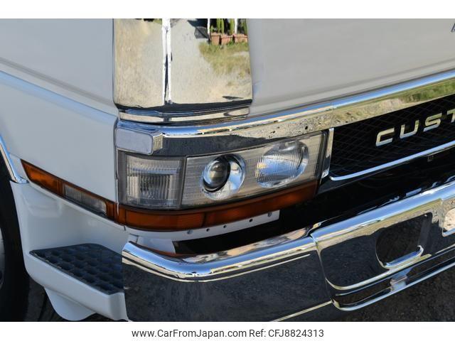 Mitsubishi Fuso Canter 1997 thumbnail 61