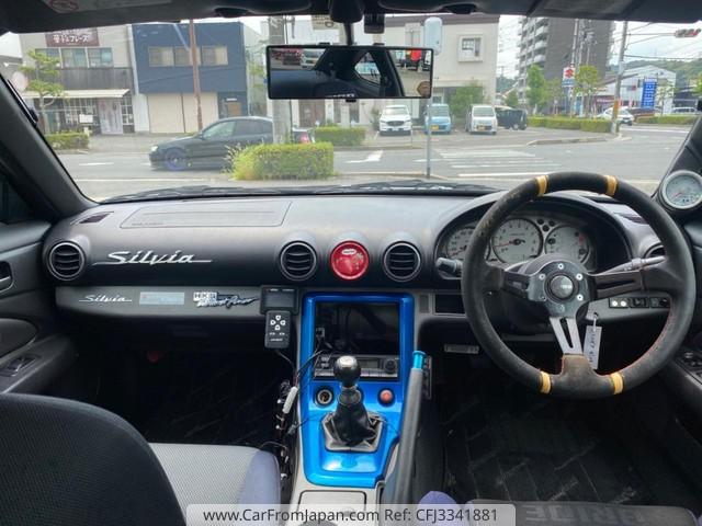 Nissan Silvia 1999 thumbnail 6