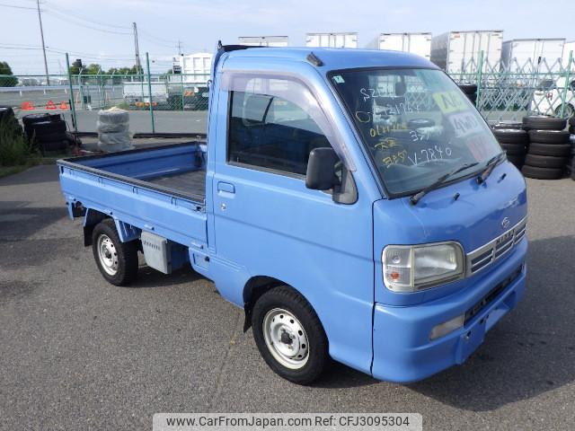Daihatsu Hijet Truck 2001 thumbnail 3