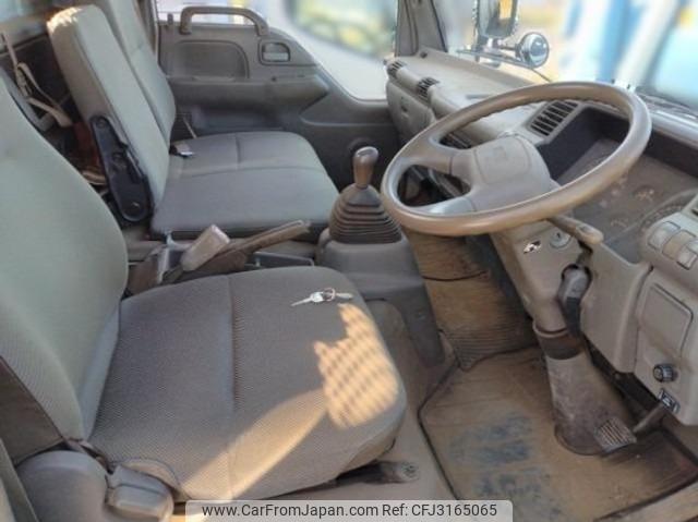 Isuzu Elf Truck 1996 thumbnail 11