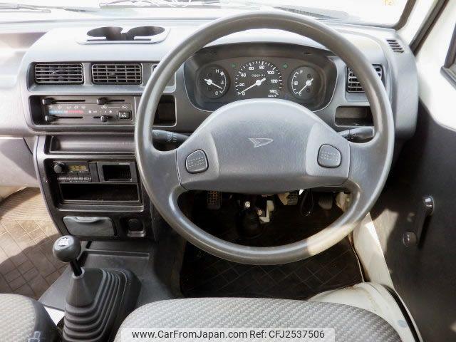 Daihatsu Hijet Truck 1999 thumbnail 6