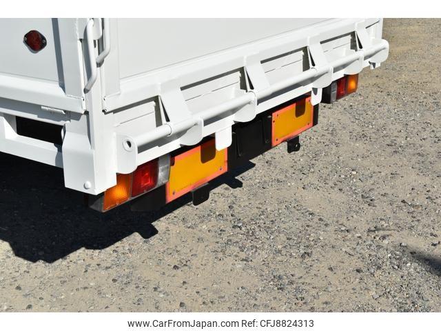 Mitsubishi Fuso Canter 1997 thumbnail 53
