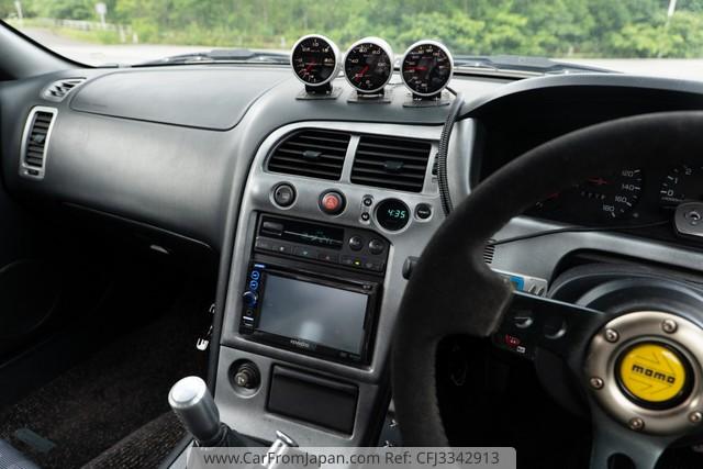 Nissan Skyline Coupe 1996 thumbnail 35