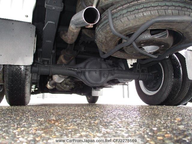 Mitsubishi Delica Truck 2001 thumbnail 13