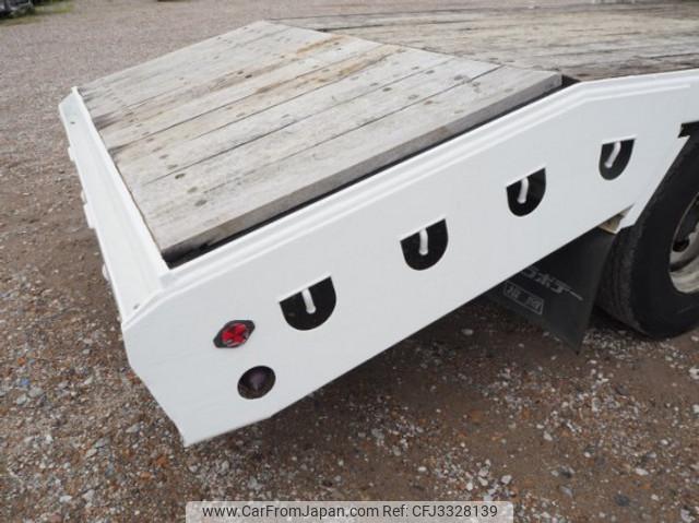 Isuzu Forward 2000 thumbnail 18