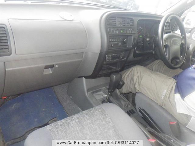 Isuzu Bighorn 1999 thumbnail 3