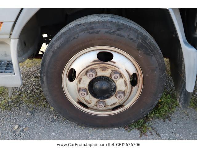 Mitsubishi Fuso Canter 2000 thumbnail 20