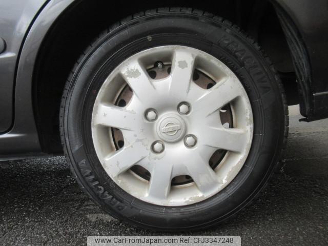 Nissan Sunny 2001 thumbnail 25