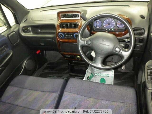 Daihatsu Move 2000 thumbnail 4