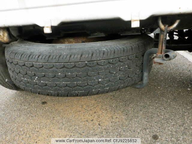 Daihatsu Hijet Truck 1997 thumbnail 22
