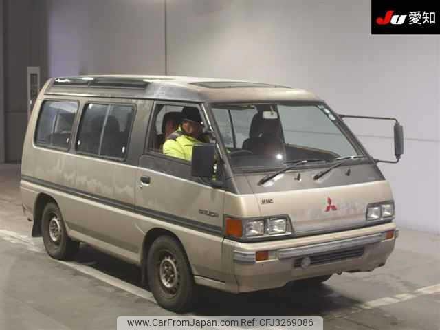 Mitsubishi Delica Starwagon 1986