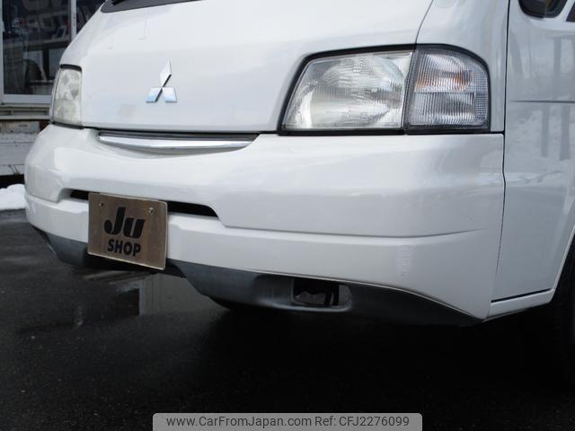 Mitsubishi Delica Truck 2001 thumbnail 6