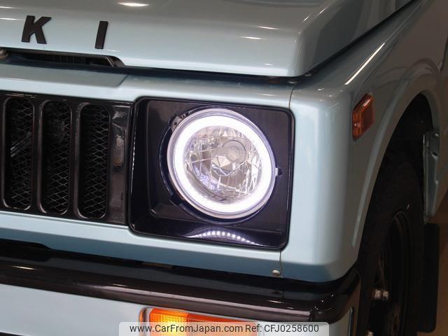 Suzuki Jimny 1986 thumbnail 8