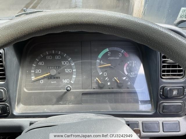 Mitsubishi Fuso Fighter Mignon 1998 thumbnail 13