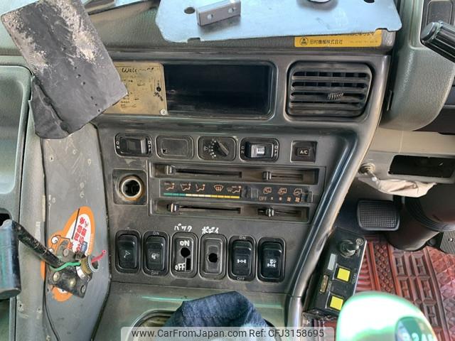 Mitsubishi Fuso The Great 1995 thumbnail 16