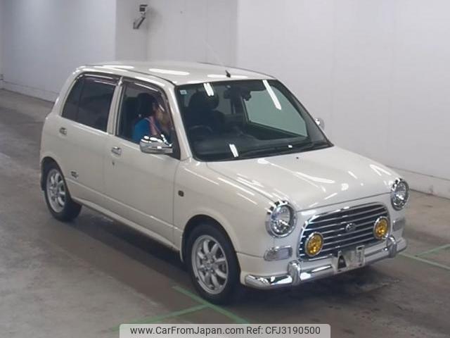Daihatsu Mira Gino 2001