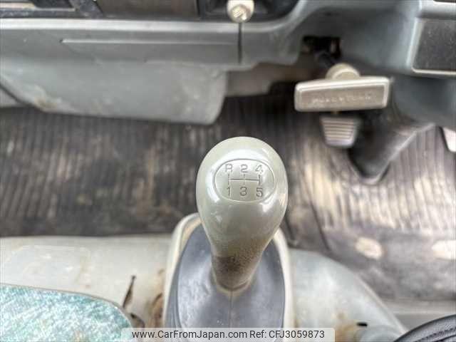 Mitsubishi Fuso Canter 2000 thumbnail 23