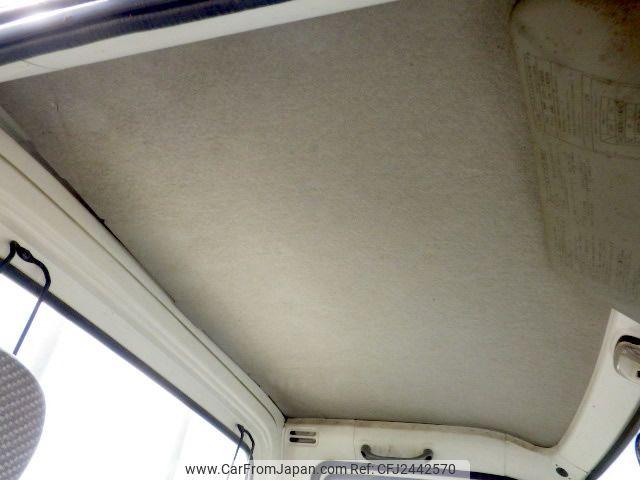 Daihatsu Hijet Truck 2000 thumbnail 21