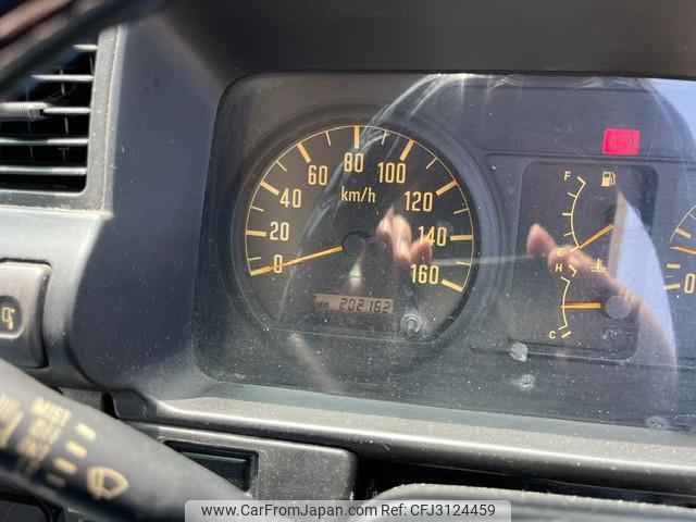 Isuzu Elf Truck 2001 thumbnail 13