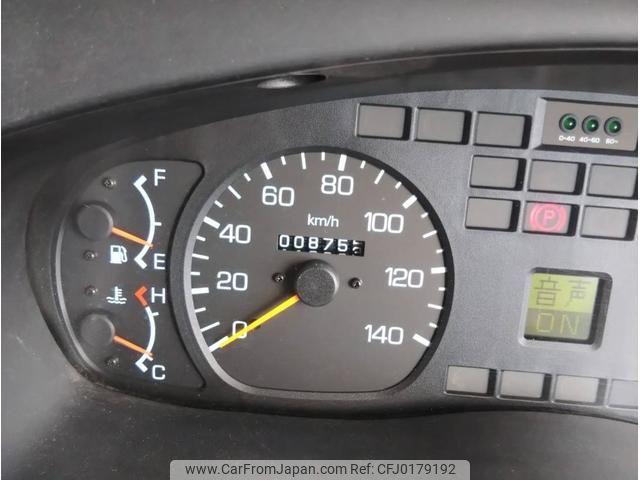 Mitsubishi Fuso Super Great 2000 thumbnail 18