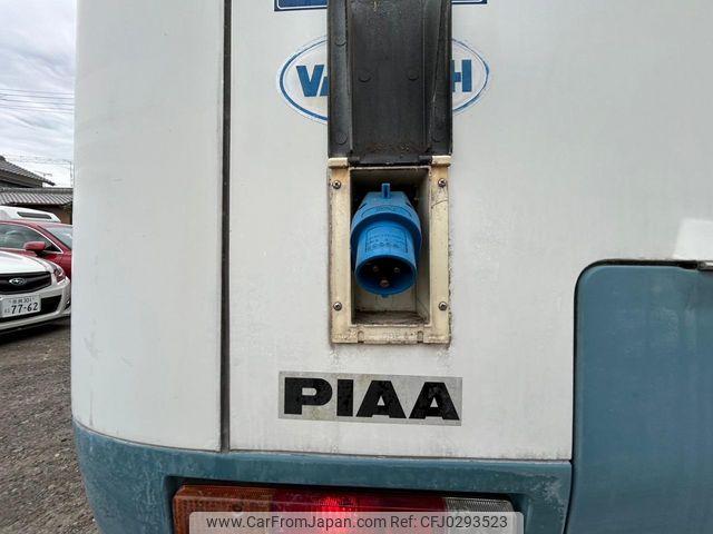 Mitsubishi Delica Truck 1995 thumbnail 38