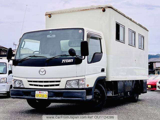 Mazda Titan 2000