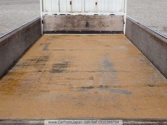 Mitsubishi Fuso Canter 2001 thumbnail 22
