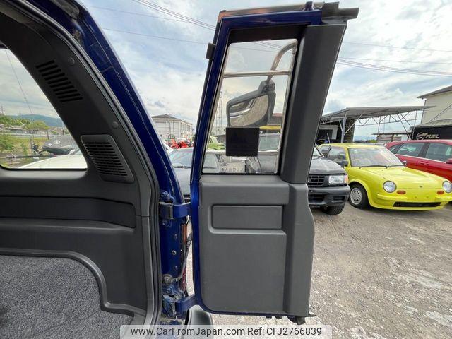 Isuzu Bighorn 1998 thumbnail 14