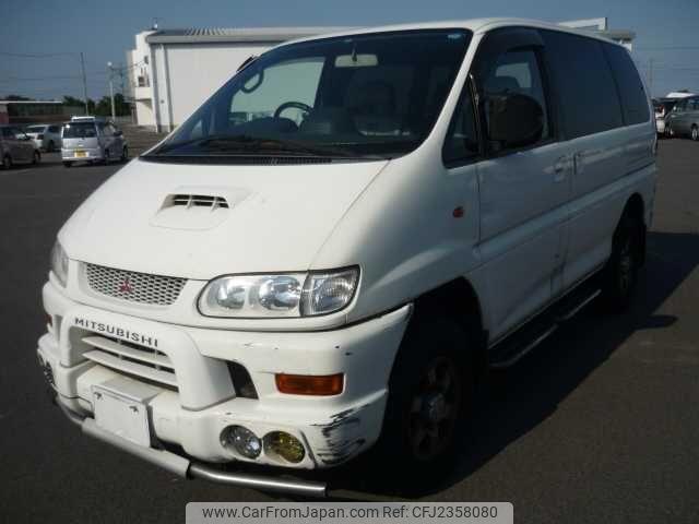 Mitsubishi Delica Spacegear 1999